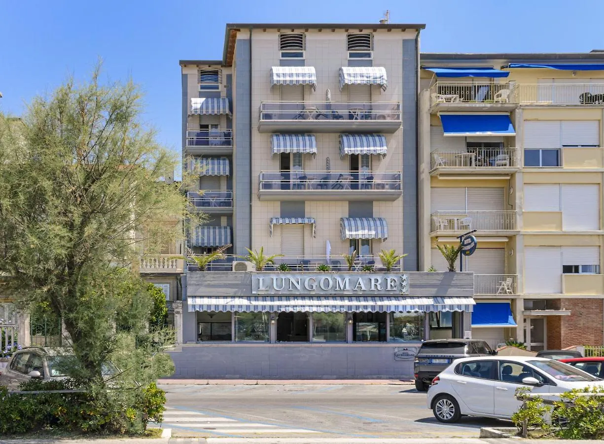Hotel Lungomare Лидо-ди-Камайоре 3*,  Италия