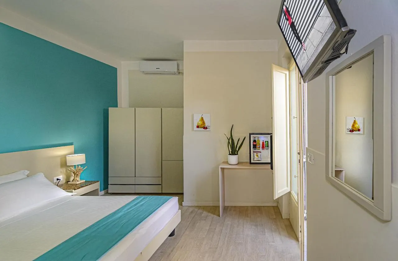 Hotel Lungomare Lido di Camaiore 3*,  Italy