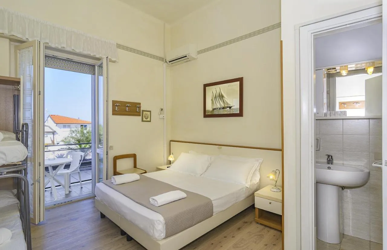 Hotel Lungomare Lido di Camaiore