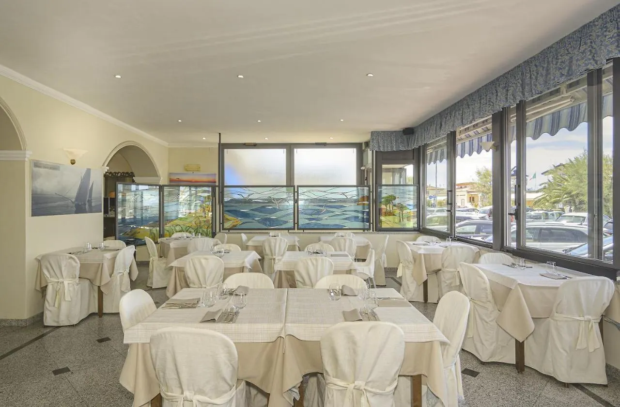 Hotel Lungomare Lido di Camaiore